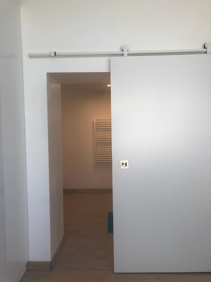 Appartement Paisible Proche Centre Ville บรง ภายนอก รูปภาพ