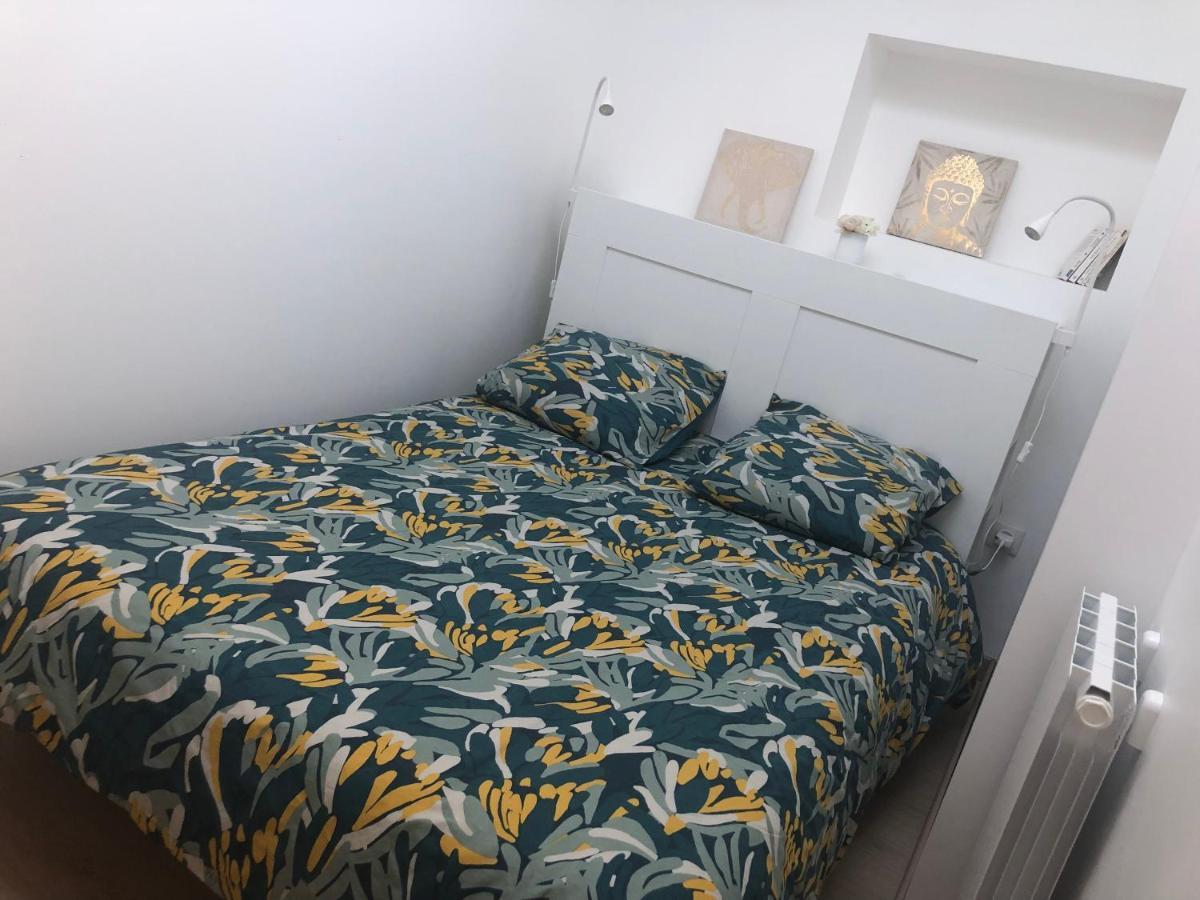 Appartement Paisible Proche Centre Ville บรง ภายนอก รูปภาพ