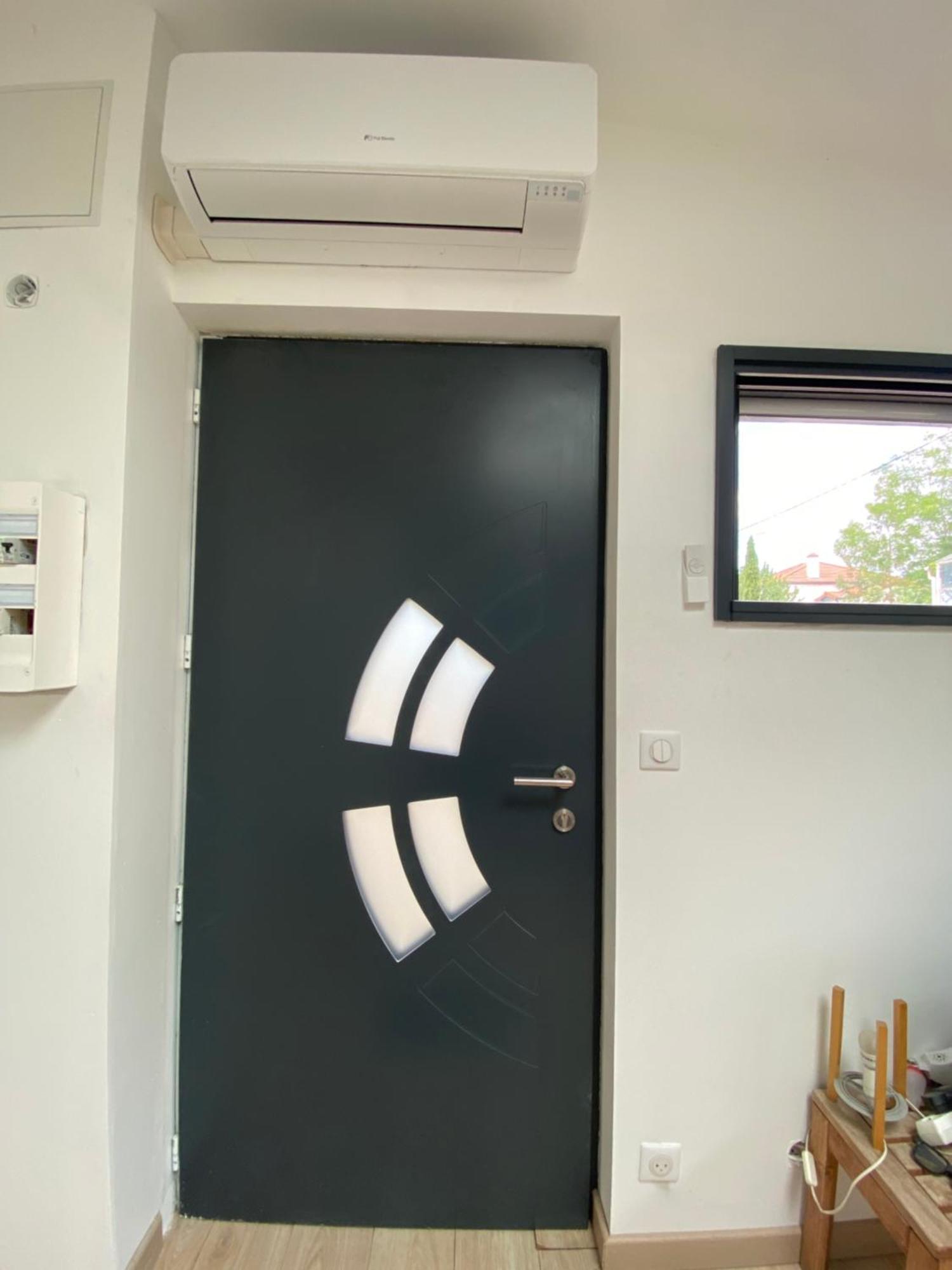 Appartement Paisible Proche Centre Ville บรง ภายนอก รูปภาพ